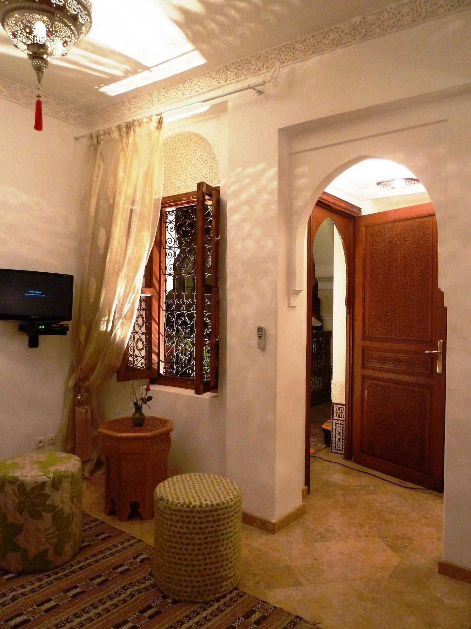 ホテル リヤド ビバ マラケシュ エクステリア 写真 A room in the hotel