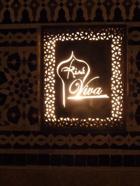ホテル リヤド ビバ マラケシュ エクステリア 写真 Riad El-Oina
