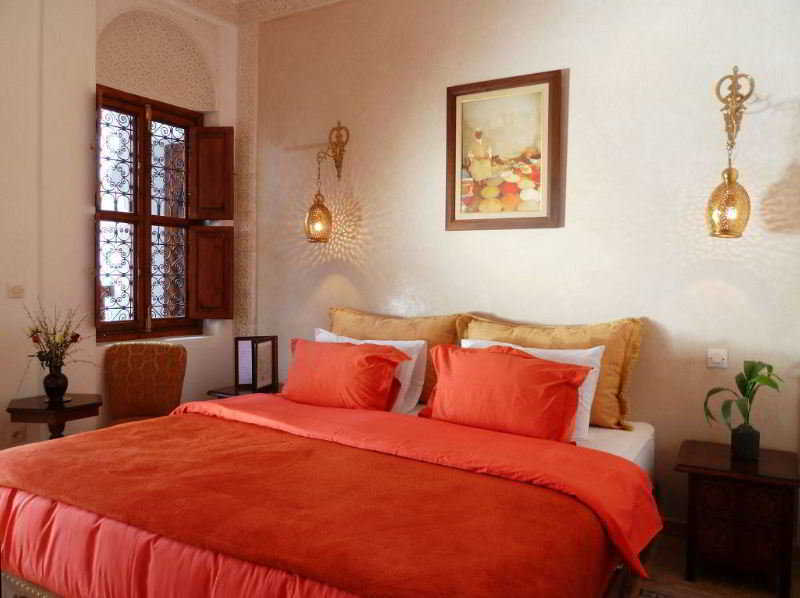 ホテル リヤド ビバ マラケシュ エクステリア 写真 A bedroom in the Riad